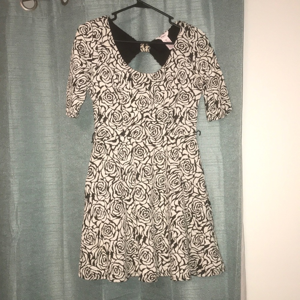 Short dress
